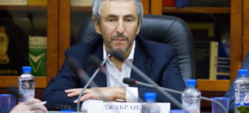 Председатель совета Умар Джабраилов